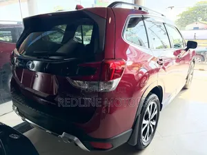 Subaru Forester Premium AWD 2019 Red