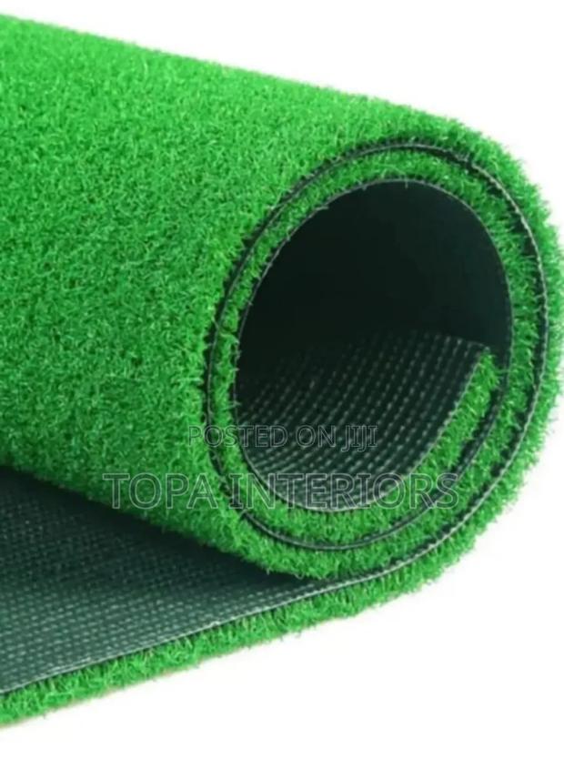 Shortest Grass Low Traffic Artificial Green Grass Carpets - main view