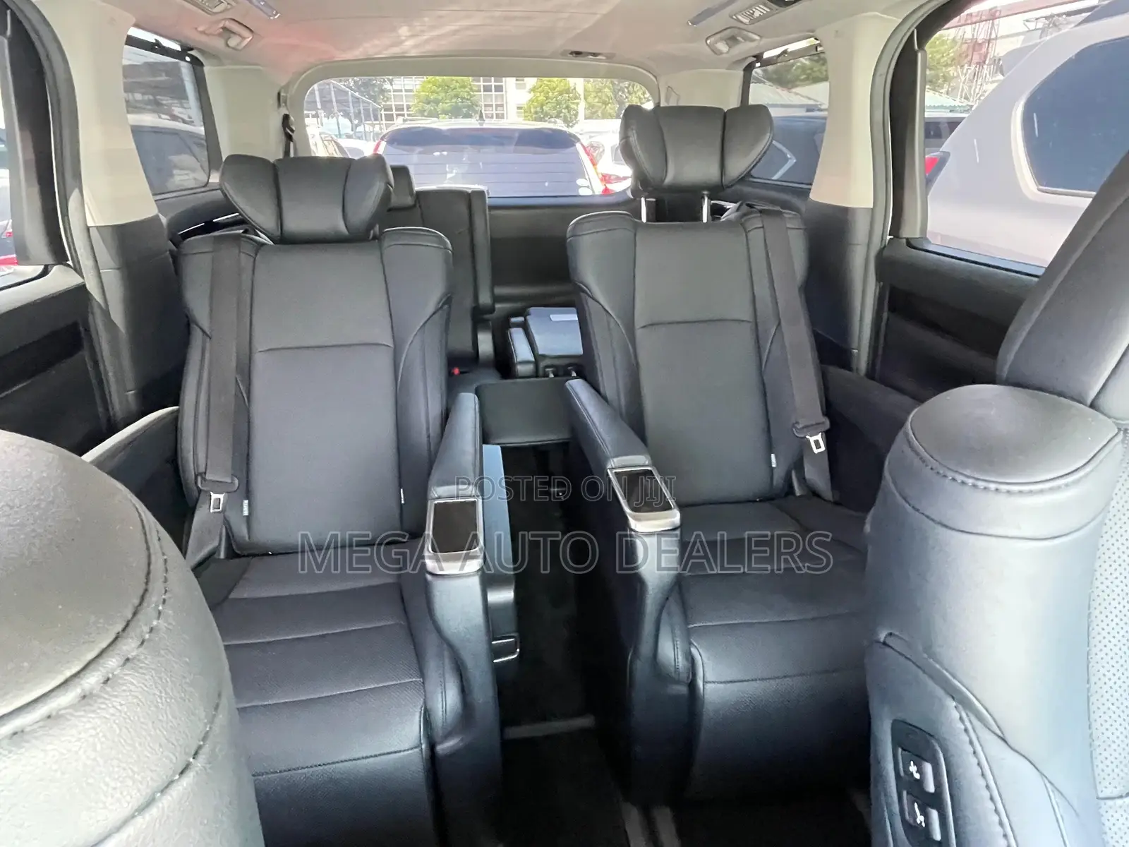 Toyota Alphard 2018 White