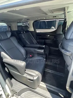 Toyota Alphard 2018 White