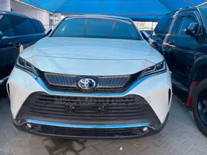 Toyota Harrier 2020 White