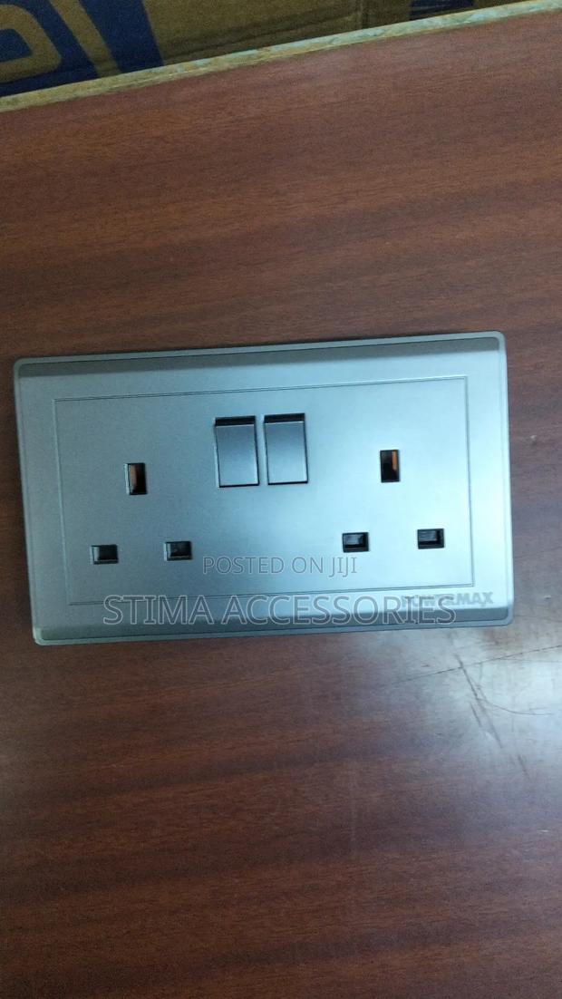 Double Socket - main view