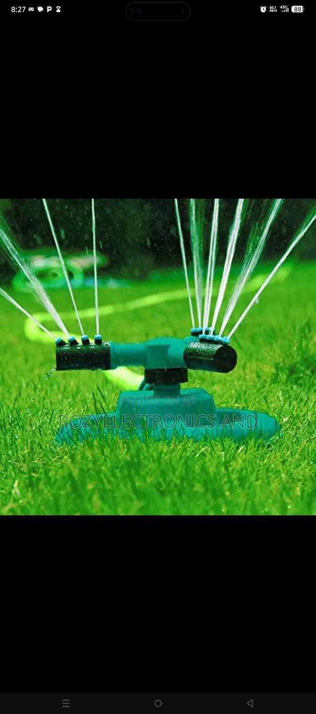 Garden Water Sprinkler - main view
