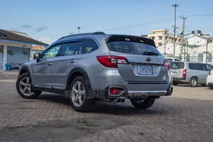 Subaru Outback 2017 Silver