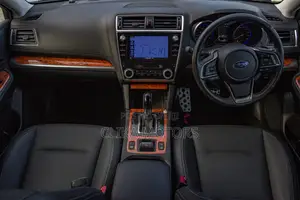 Subaru Outback 2017 Silver