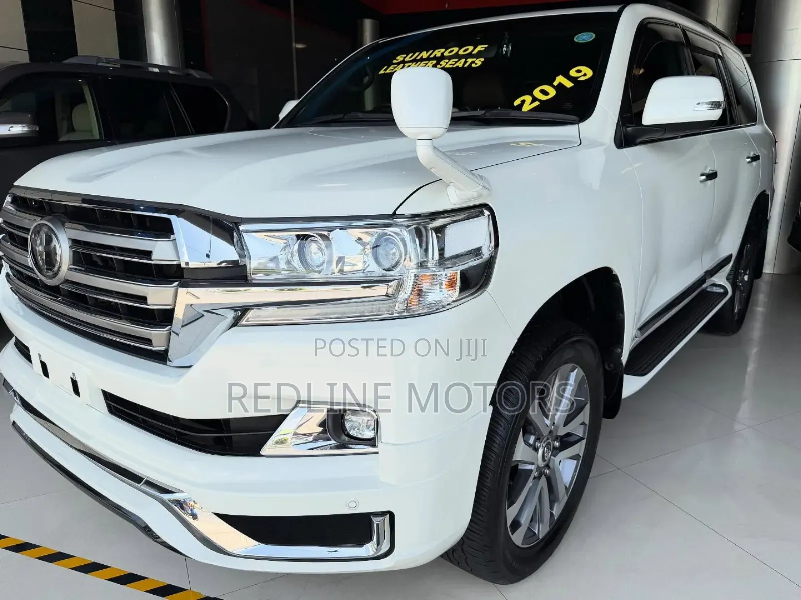 Toyota Land Cruiser 4.6 V8 ZX 2019 White