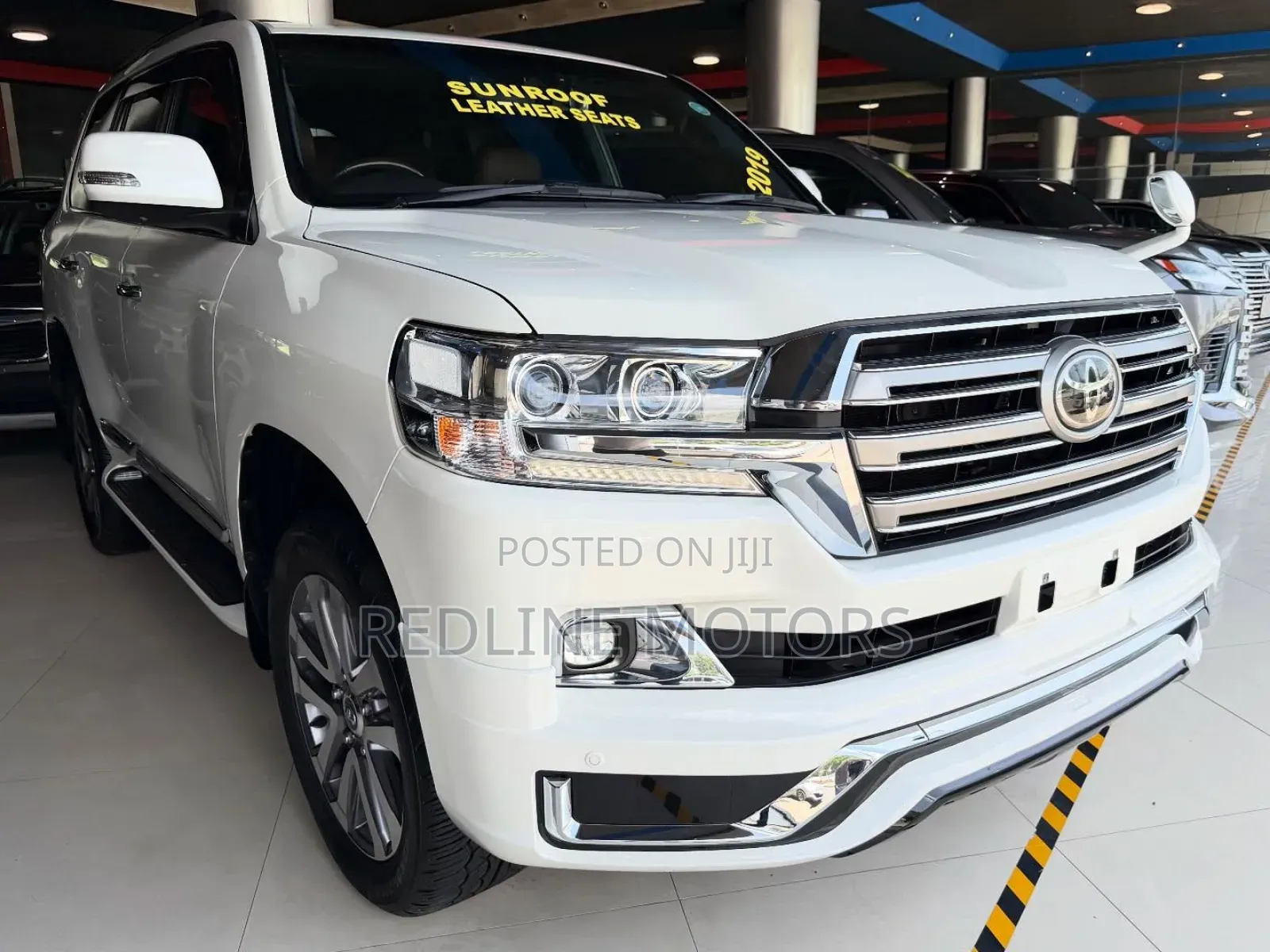 Toyota Land Cruiser 4.6 V8 ZX 2019 White