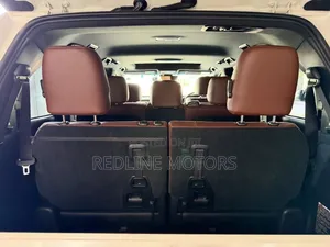 Toyota Land Cruiser 4.6 V8 ZX 2019 White