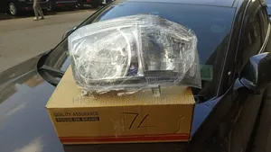 Headlamp Hiace 7 L
