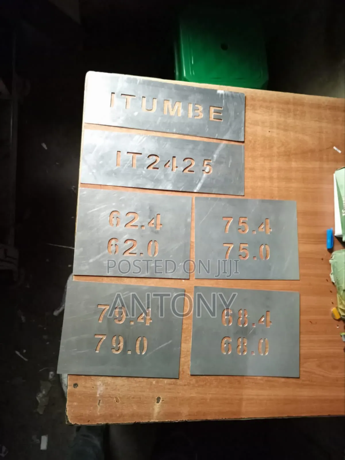 Engraving Signs of All Sort,Ie,Marble,Granite,Perspex,Alluco,Aluminum