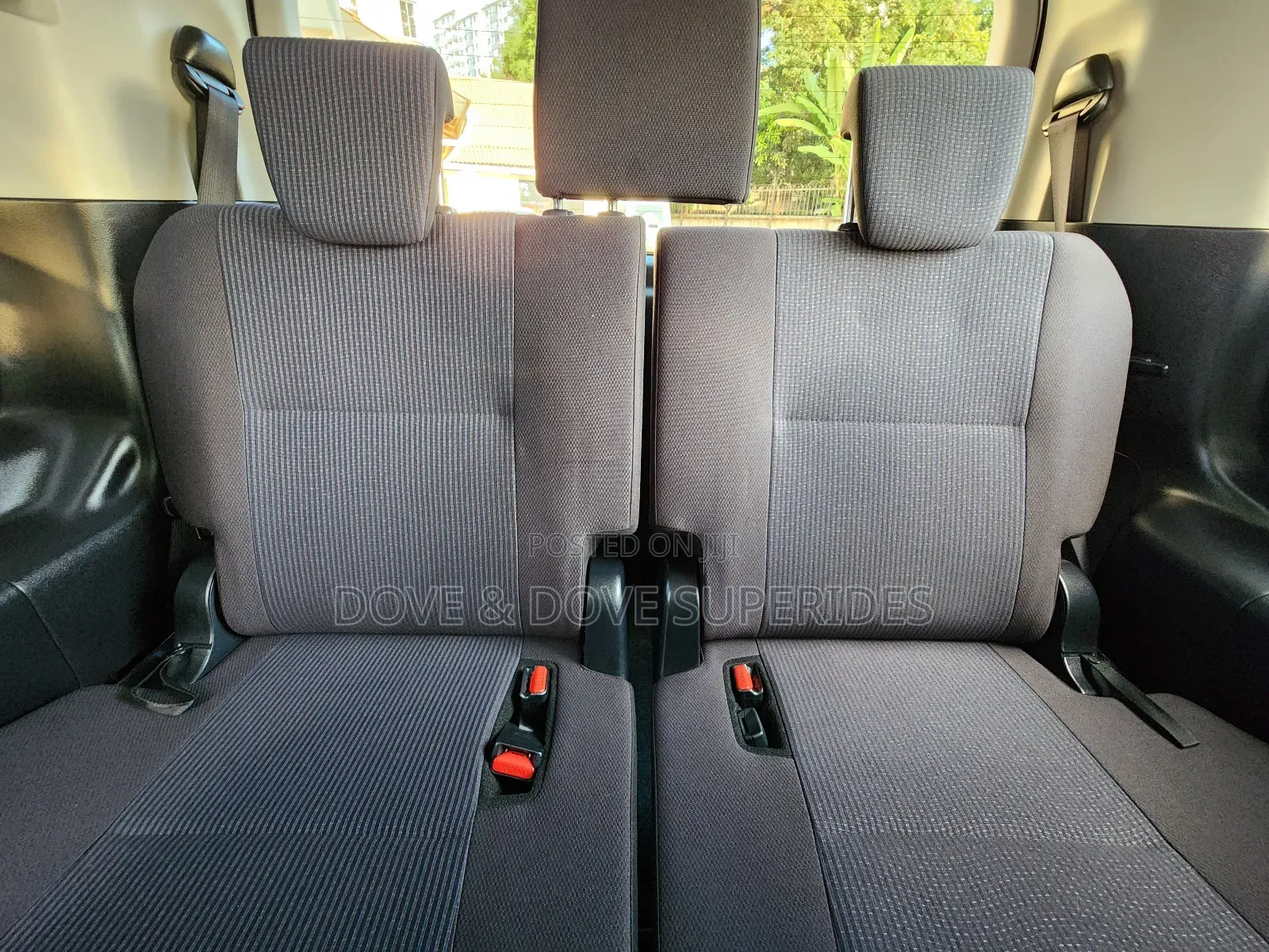 Toyota Noah 2.0 FWD (8 Seater) 2018 Silver
