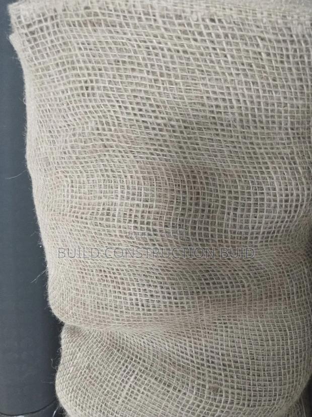 Hessian Cloth/Curing Cloth - thumbnail 3