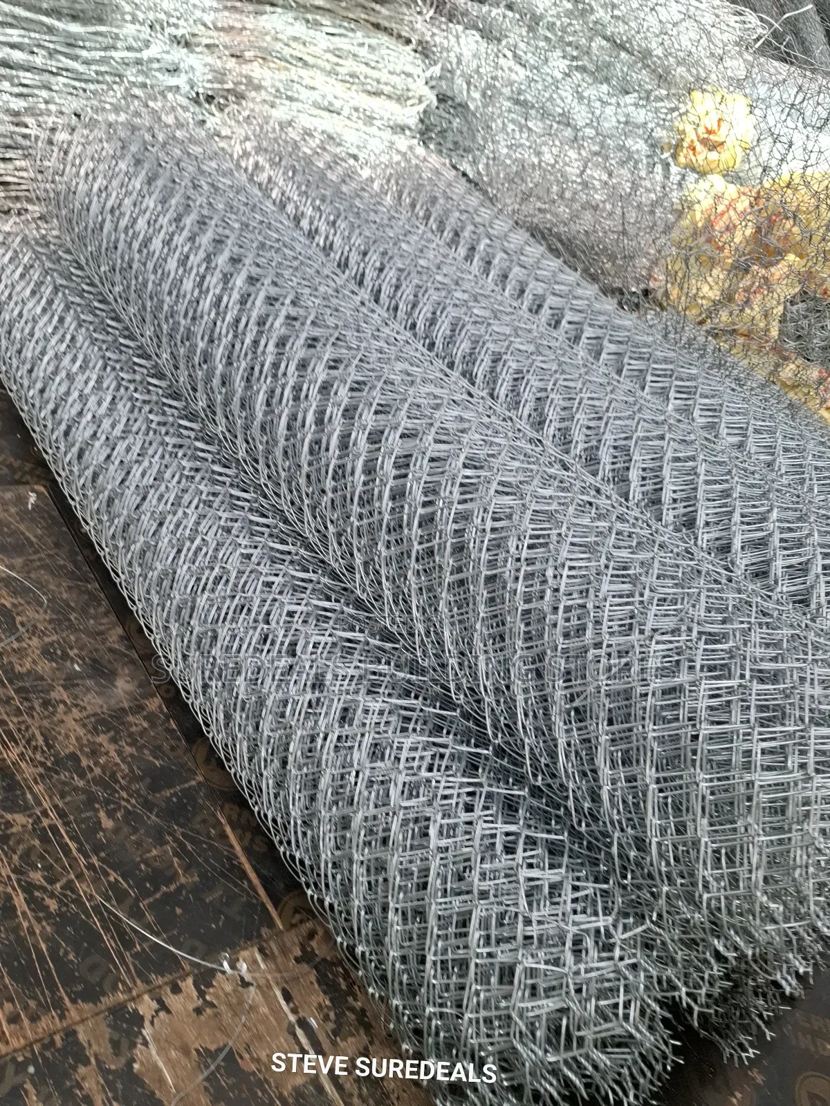 Twisted- End Galvanised Chainlink 11g,7ft * 18mtrs