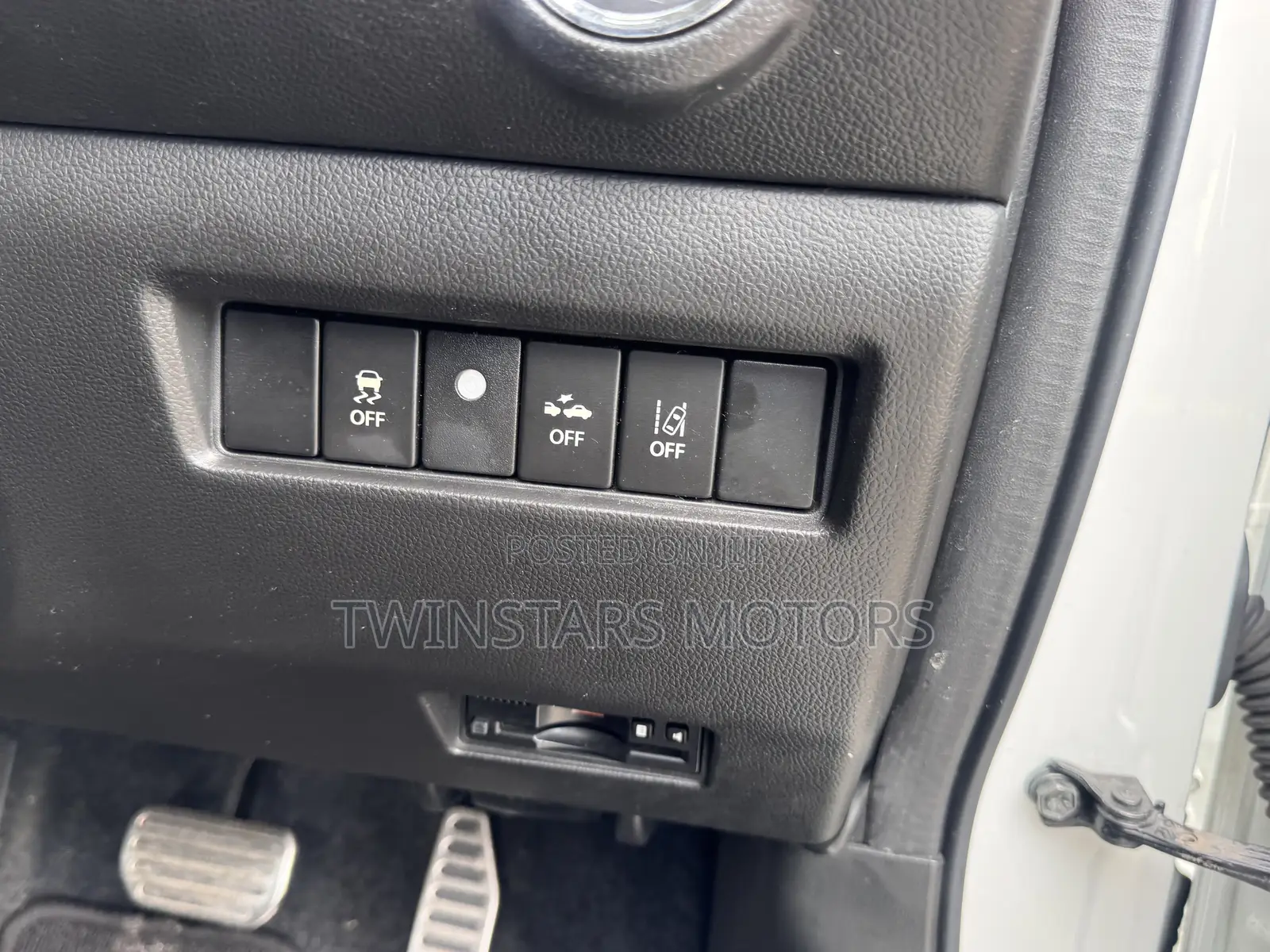 Suzuki Swift RS 2019 White