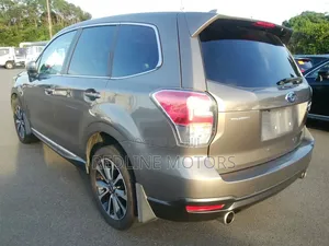 Subaru Forester 2.0XT Touring AWD 2018 Ivory