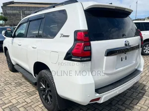 Toyota Land Cruiser Prado 2.7 2021 White