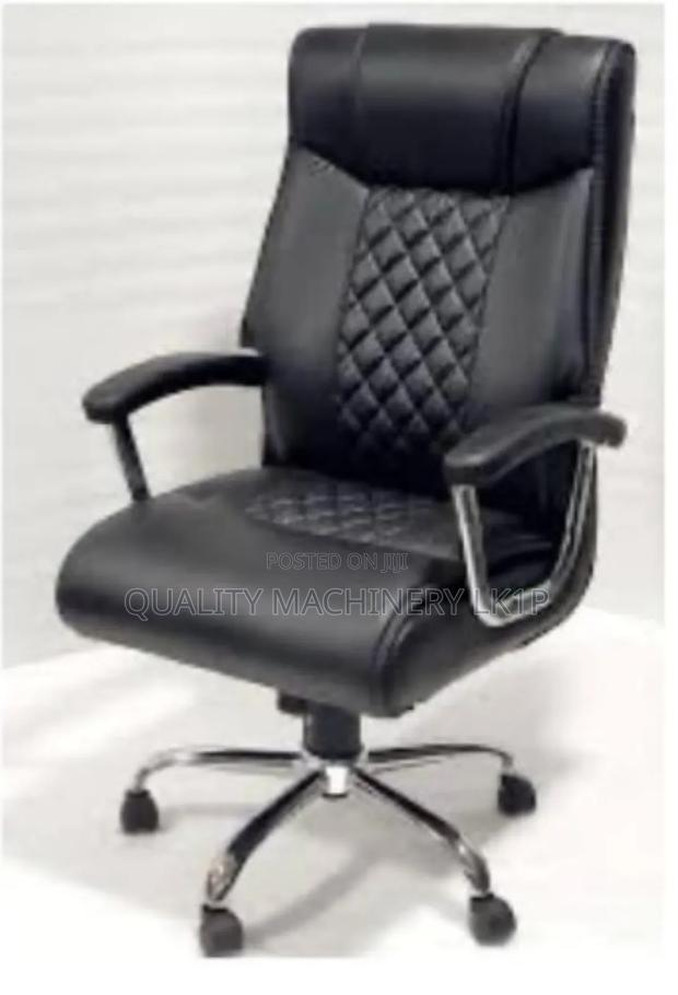 Comfortable Office Chair Model 4081