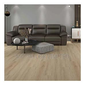 LVT Click Flooring _ Perfect for Renovations - thumbnail 2