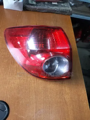 Nissan Ad New Model Taillight