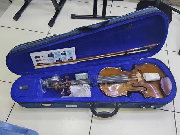 Stentor Full Size Violin - main view