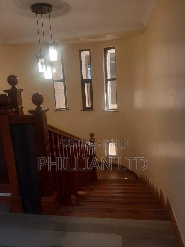 5bdrm Mansion in Kitisuru for sale - thumbnail 2