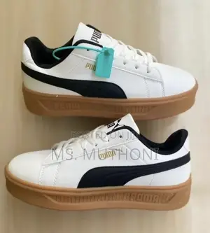 Puma Smash Platform V3 Sneakers in White / Black Size 40-45