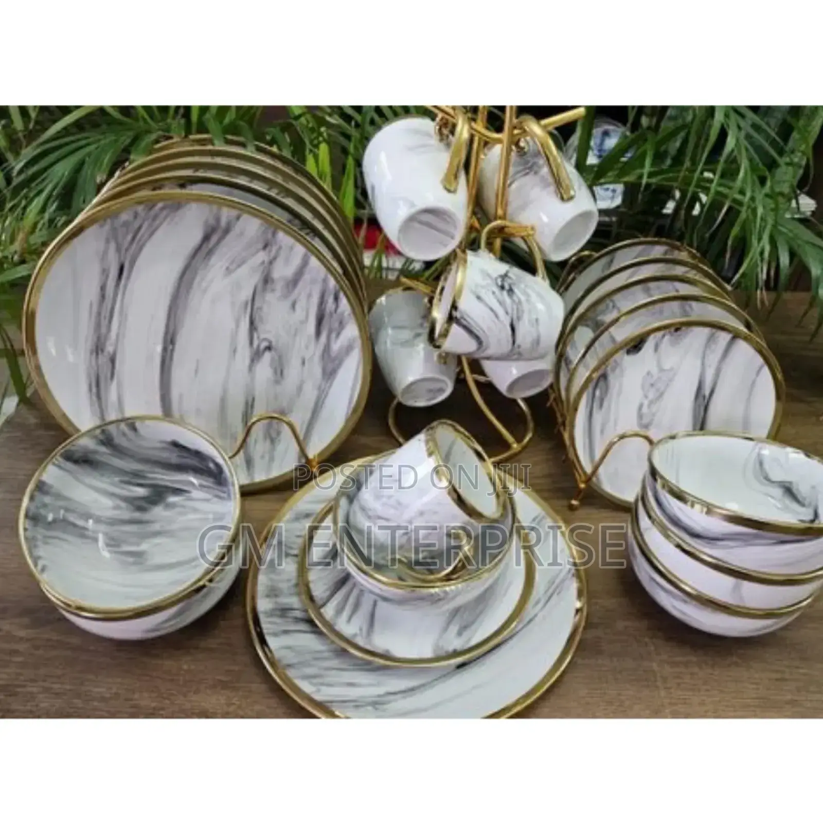 24 Pieces Gold Rimmed Trendy Dinner Sets