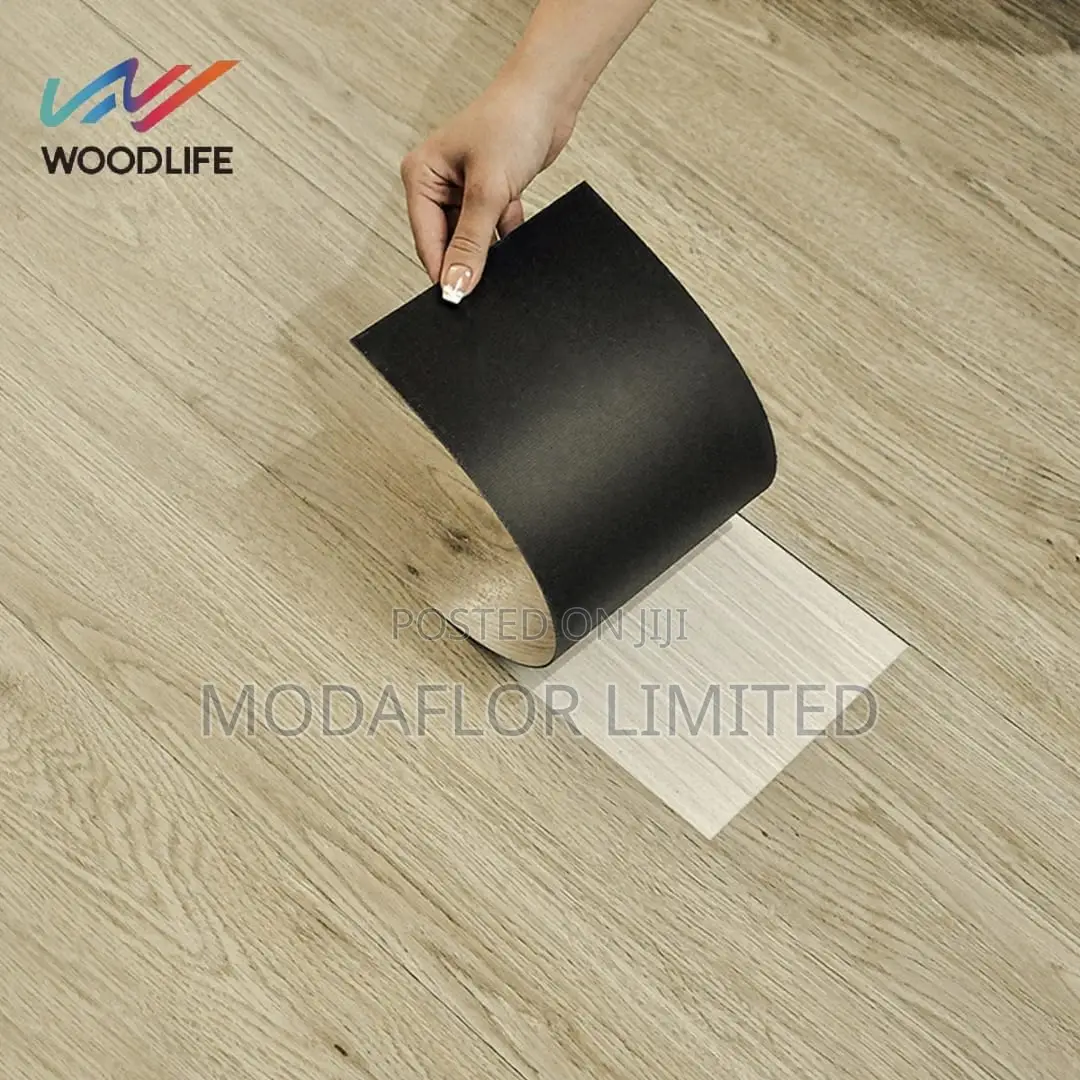 Premium LVT Surface _ Quiet Step, Warm Feel