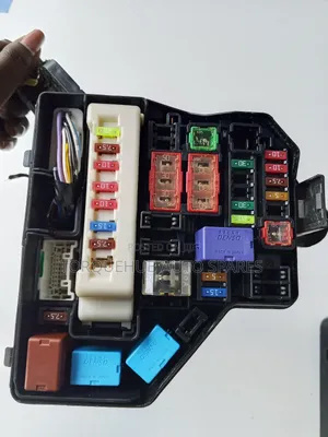 Toyota Vitz 2010 Fusebox