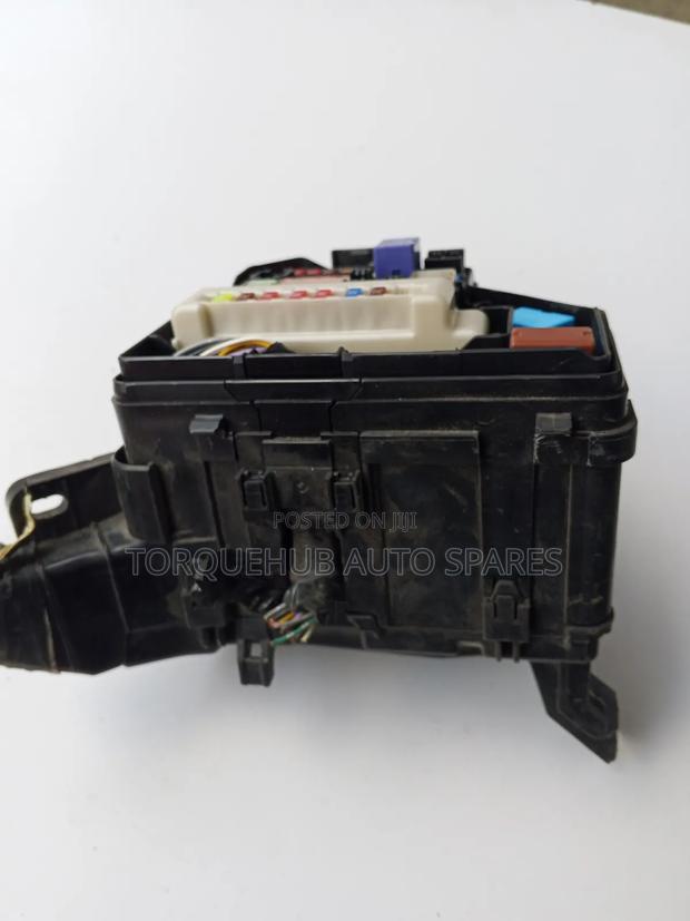 Toyota Vitz 2010 Fusebox - thumbnail 3