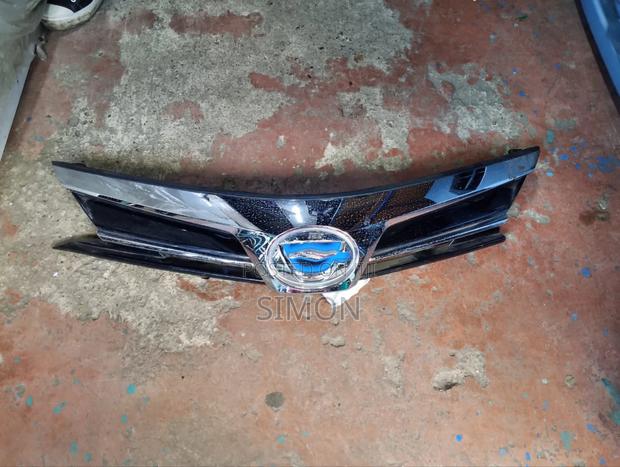 Front Grille Toyota Corolla Fielder (Model Nke165g,160 Series)