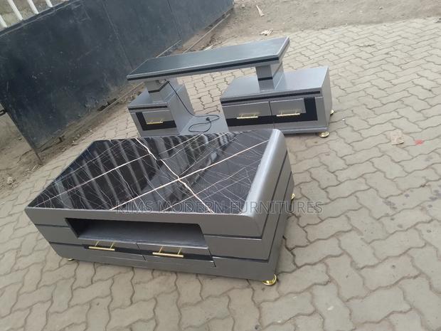 Modern Coffee Table And It's Matching Tv Stand With Led Lights