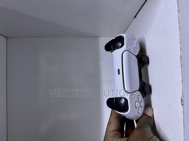Playstation 5 Original Ps5 Gaming Pad (Ex Uk) - thumbnail 3