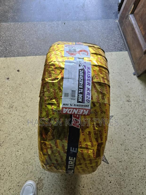245/45r18 Kenda Tyre