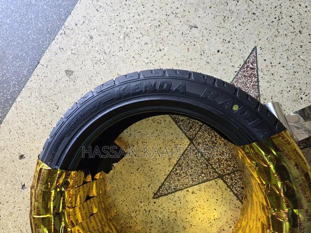 245/45r18 Kenda Tyre - thumbnail 2
