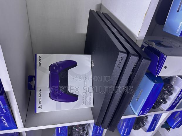 🎮 Playstation 4 Pro 1tb – Chipped | 38 Games + 2 Controllers 🎮