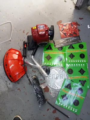 Honda Brush Cutter 4 Stroke With 8 Blades