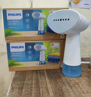 Philips Handheld Garment Steamer - thumbnail 2
