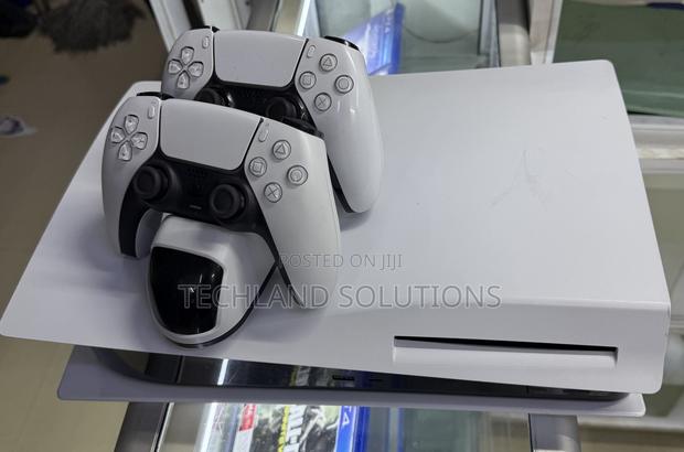 Nganya Condition Ps5 Standard Console - main view