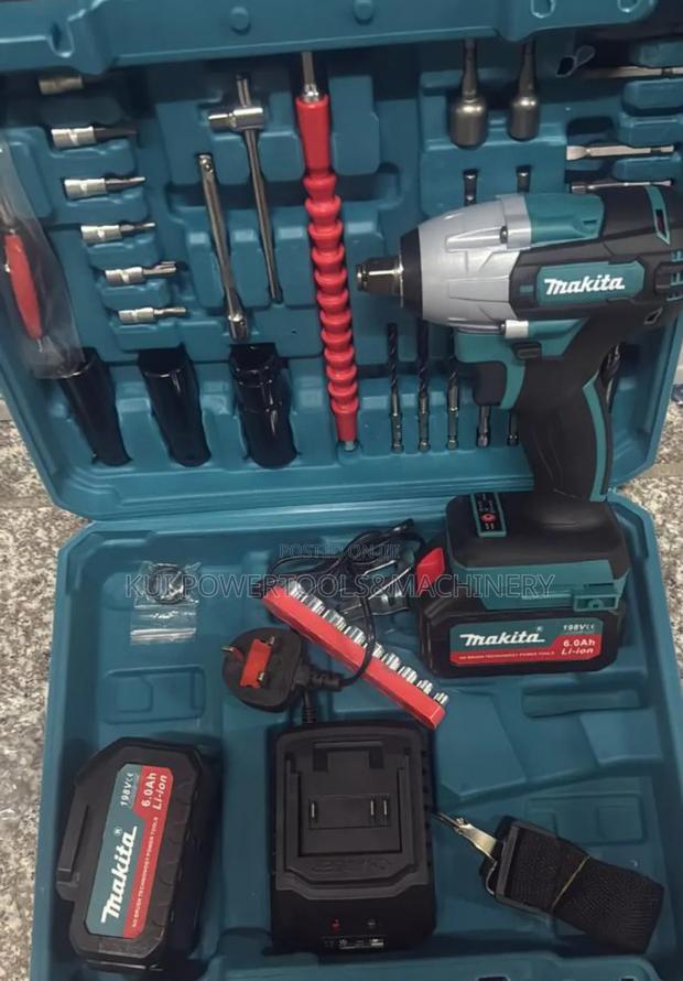 Heavy Duty Makita Cordless Impact Wrench - main view