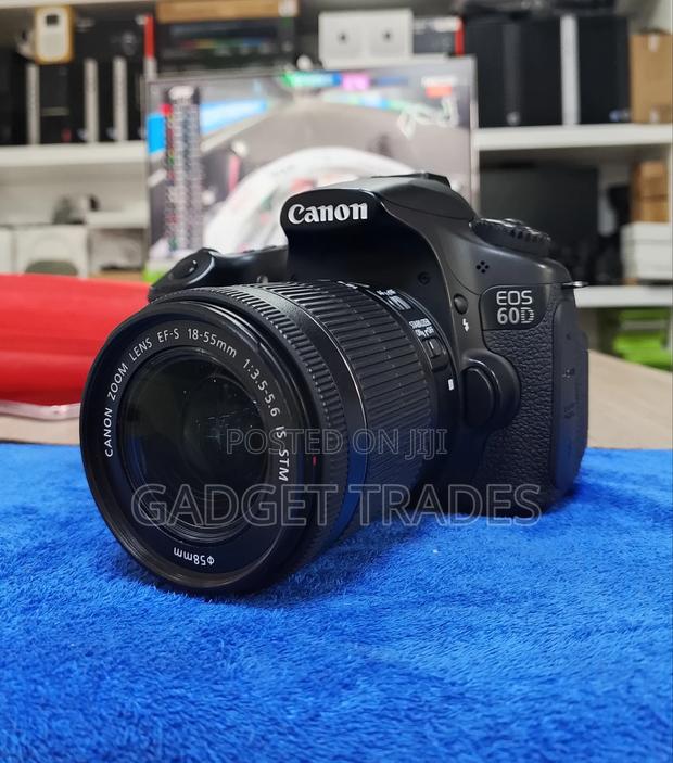 Canon Eos 60d DSLR Camera With 18-55mm Lens