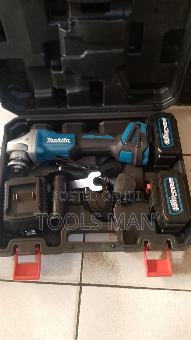 Makita Cordless Angle Grinder Kit 198v.