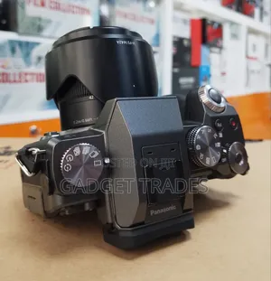 Panasonic Lumix G7 Camera With 14-42mm Lens