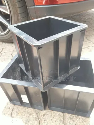 Quality Plastic Cube Moulds