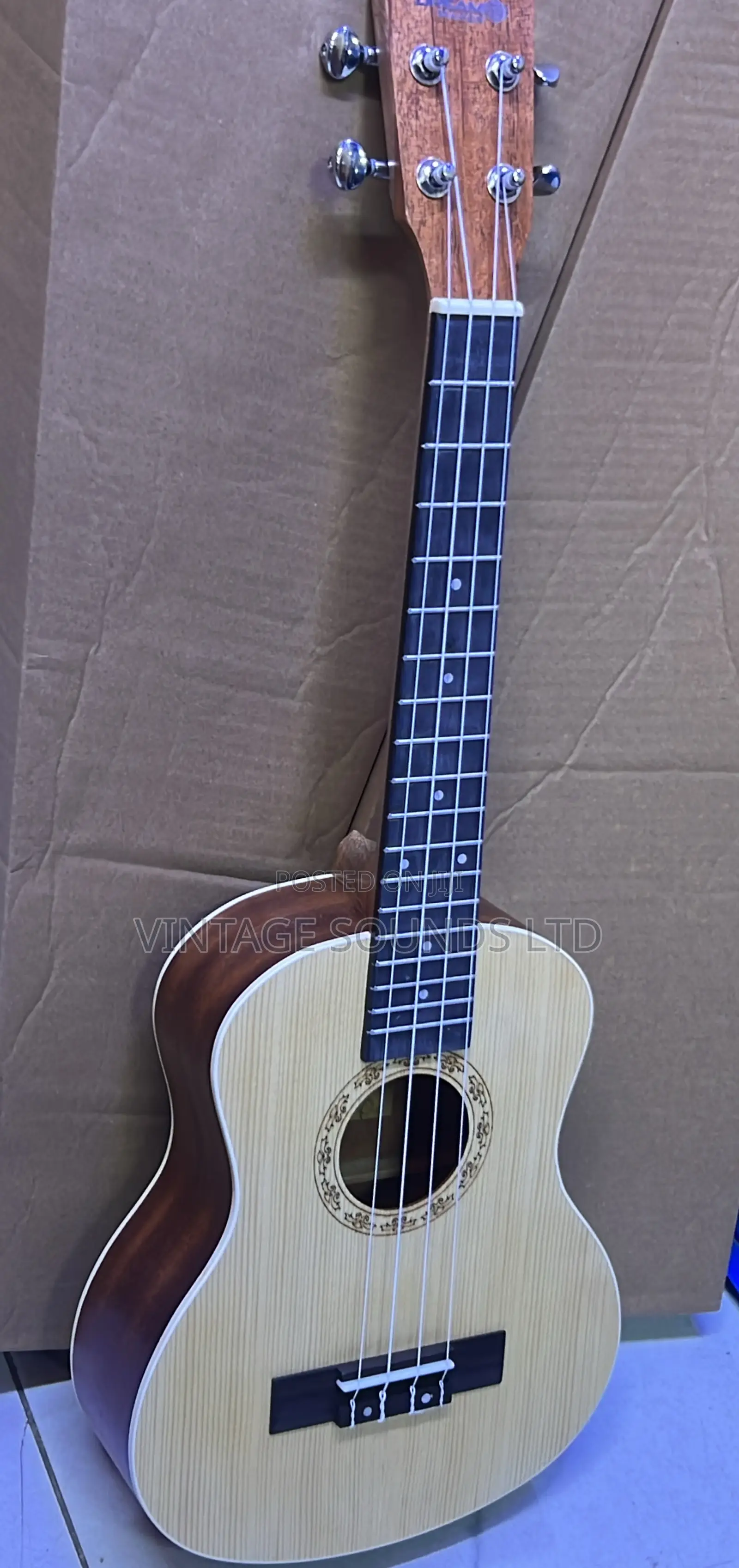 Small Guitar Soprano Ukulele 26 Inch Acoustic Tenor