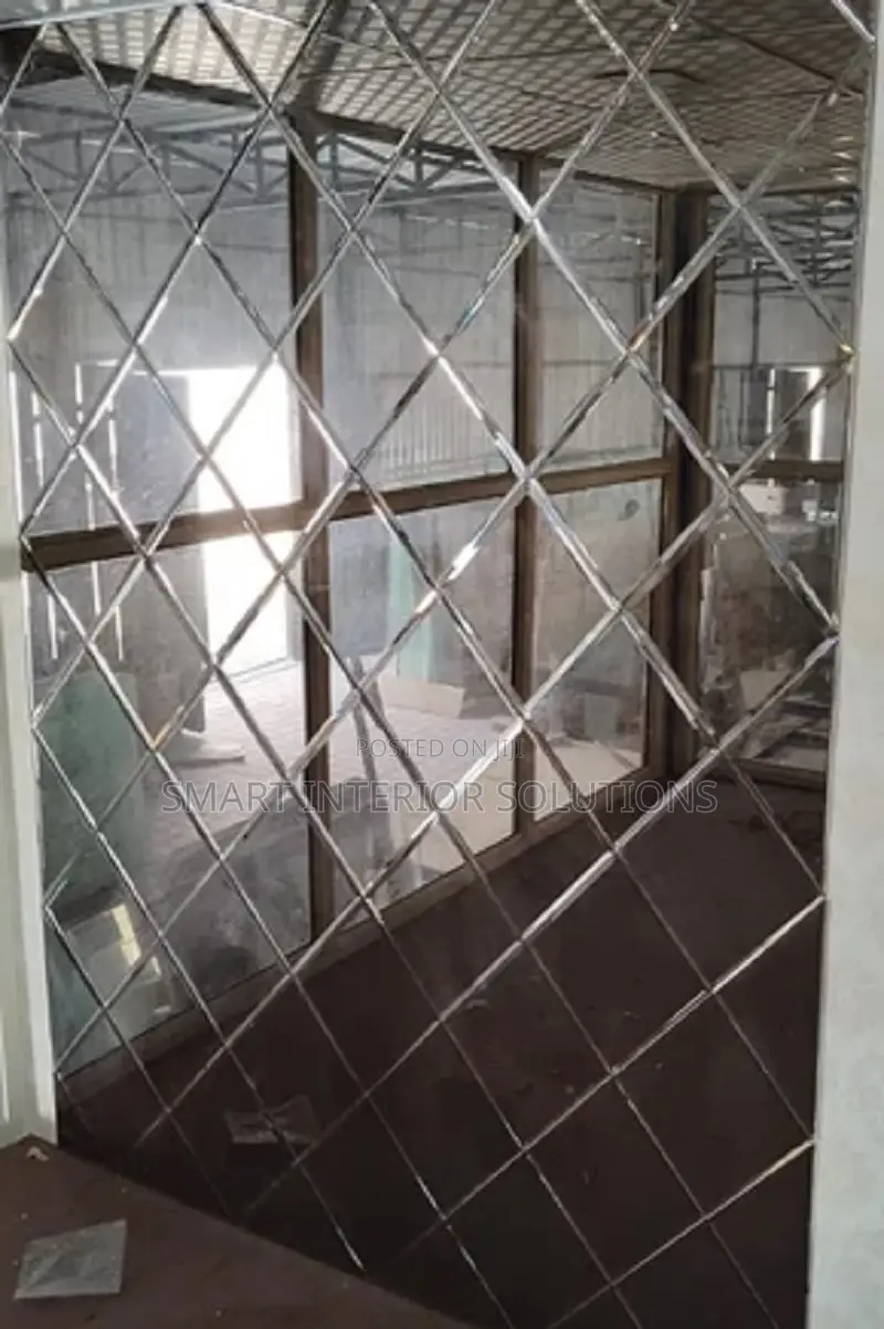 Diamond Acrylic Mirror Deco