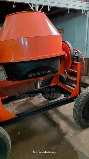 Esquire India 500litres Diesel Concrete Mixer Machine.