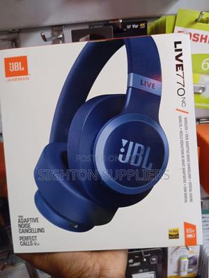 JBL Live 770nc - Wireless Over-Ear Headphones - thumbnail 2
