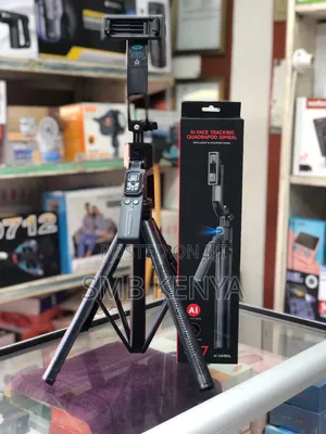 C17 Ai Smart Selfie Stick 360° Face Tracking