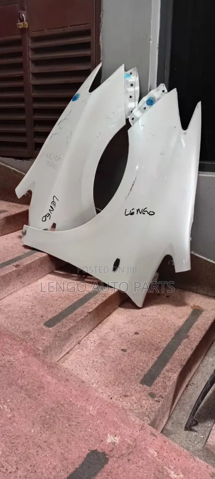 Toyota Wish 2012 Front Wings/Fenders